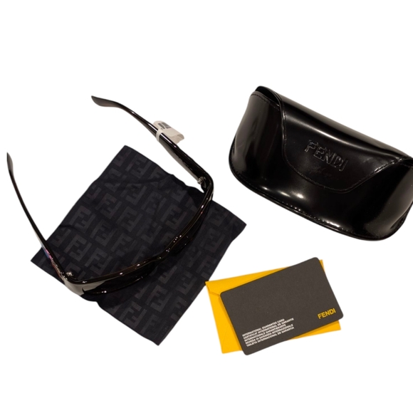 Fendi Sunglasses Multicolor Accents - Picture 3 of 9